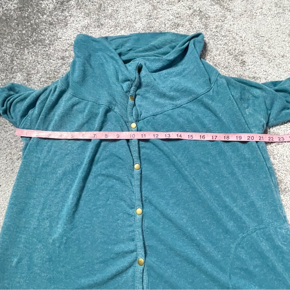 Lucky Lotus Teal Drapey Snap Front Button Viscose Cardigan Sweater Size Medium - Picture 4 of 6